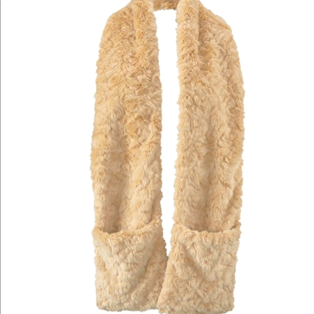 Cabi scarf